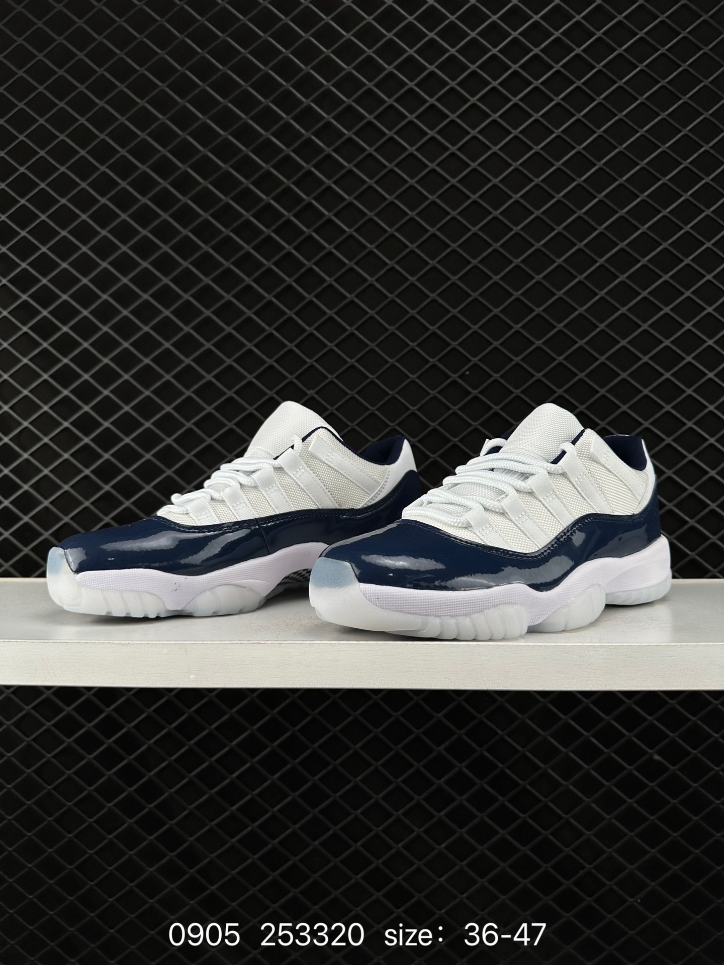 Nike Air Jordan 11 Retro High Concord